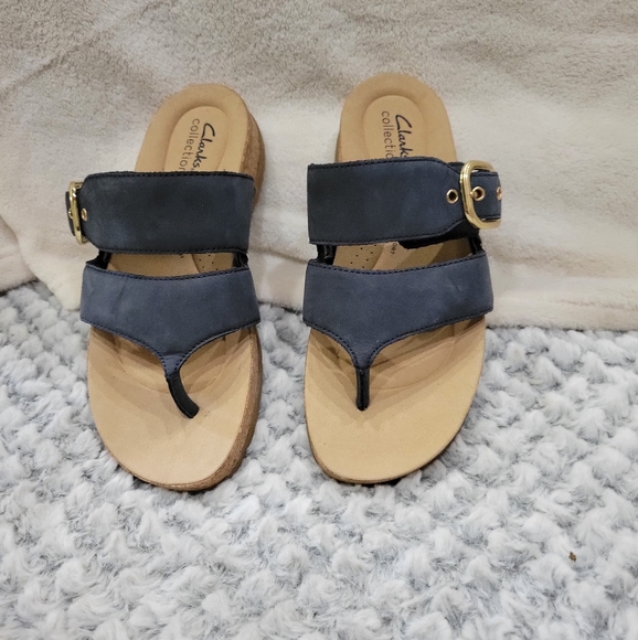 Clarks Collection Suede With Buckle Sandals  Navy - Picture 1 of 4